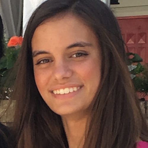Foto do rosto de Alessandra Mitchell, consultora adolescente da classe 2018-2019