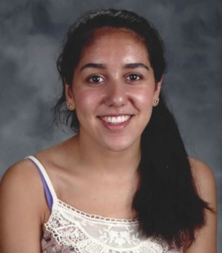 Dorsa Moslehi_ 2015-2016 Teen Advisors (headshot, school picture) with her smiley face facing the camera, with background grey