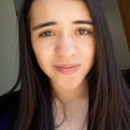 Paola Celeste Alanís Ricárdez 2017-2018 Teen Advisors (close selfie headshot)