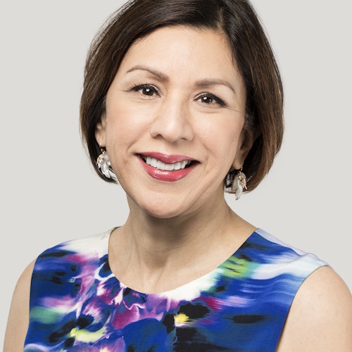 Consejo Asesor, Rita Rodriguez (retrato en primer plano con fondo blanco).