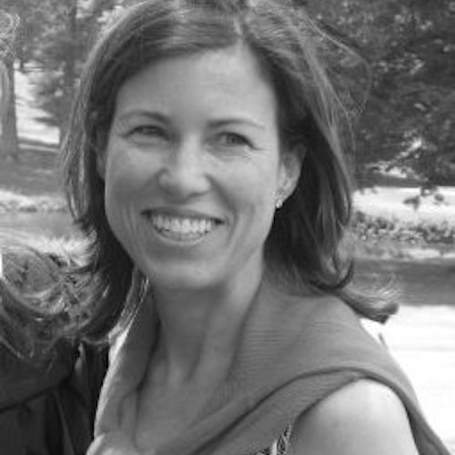 Susan Sherrerd, Conselho Consultivo (foto de perto em preto e branco, sem olhar para a câmera)